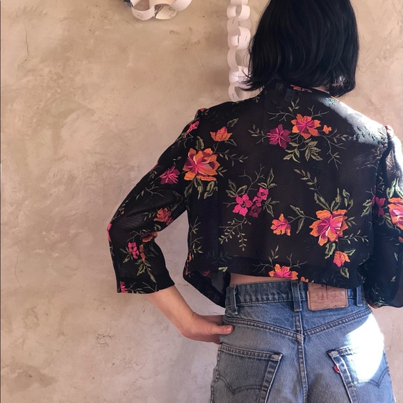 Cropped Mesh Jacket - Picture 4 of 8